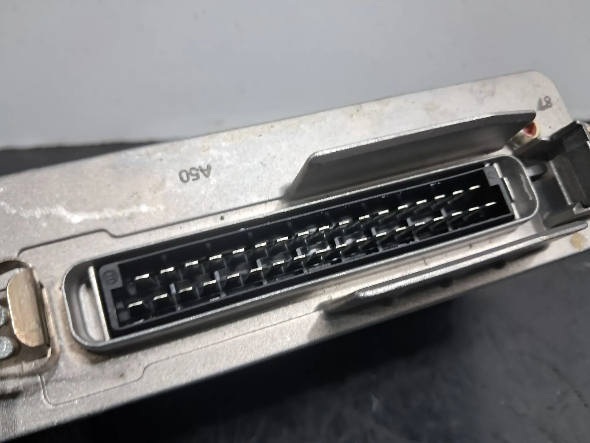 Calculateur ABS BMW 5 (E34) Imagem-3