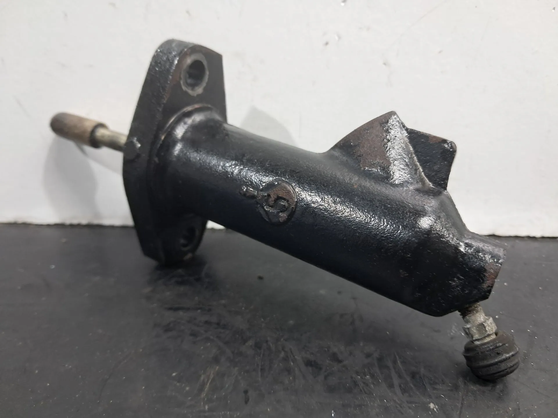 Pompe d'embrayage BMW 5 (E34)