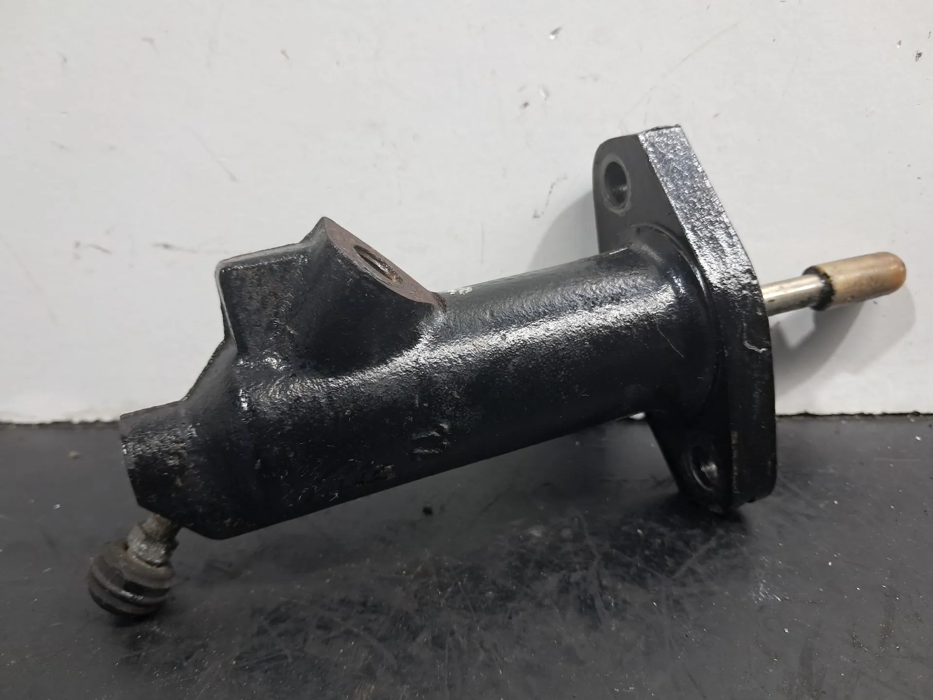 Pompe d'embrayage BMW 5 (E34) Imagem-1