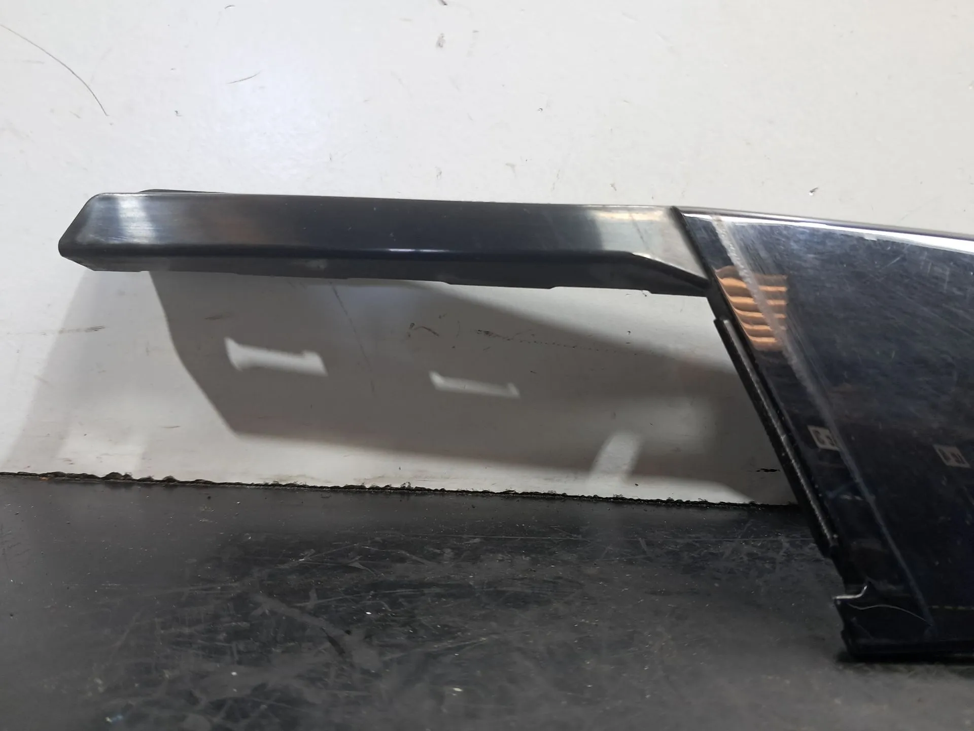 Moulure de porte avant gauche BMW 2 Gran Tourer (F46) Imagem-4