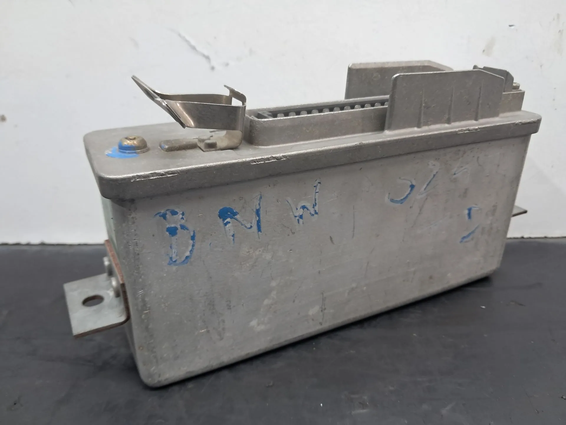 Calculateur ABS BMW 5 (E34)