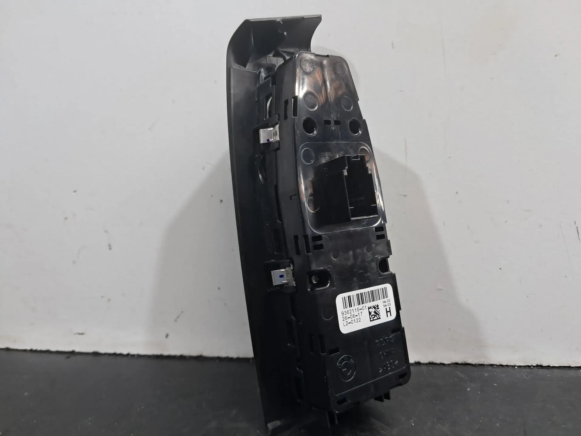 Commande / interrupteur lève-vitre Avant gauche BMW 2 Gran Tourer (F46) Imagem-3