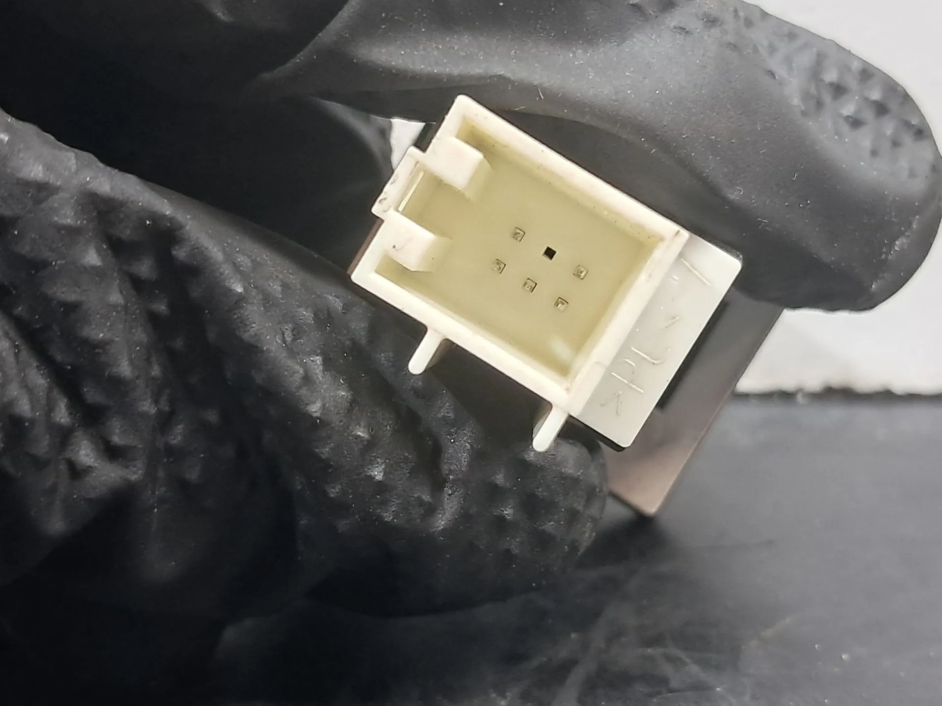 Botão / interruptor controlo tração VOLKSWAGEN Golf Plus (5M1, 521) Imagem-4