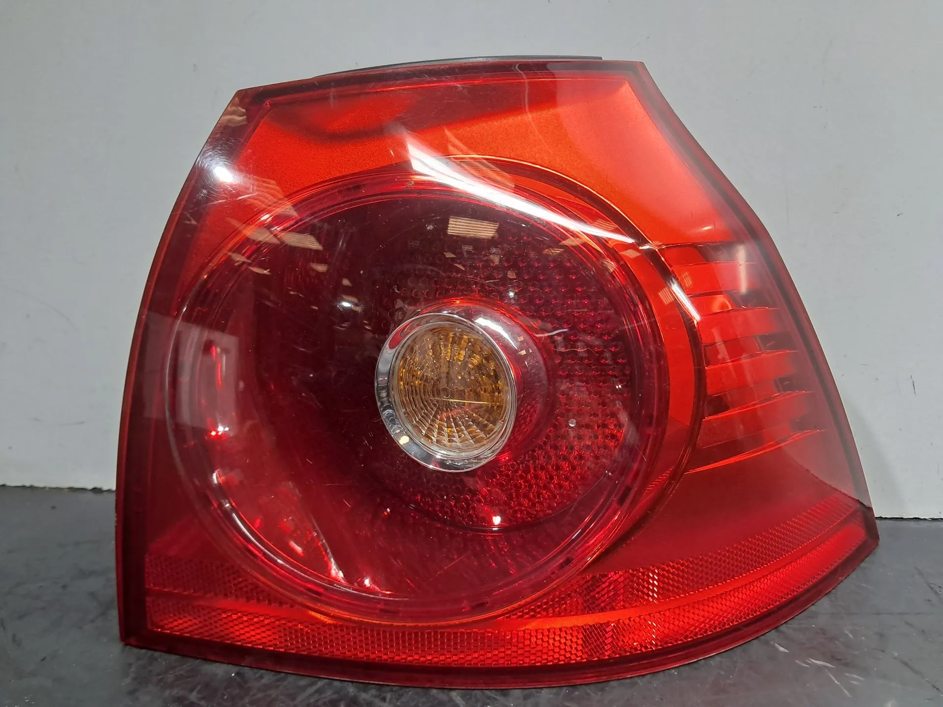 Farolim direito VOLKSWAGEN Golf V 