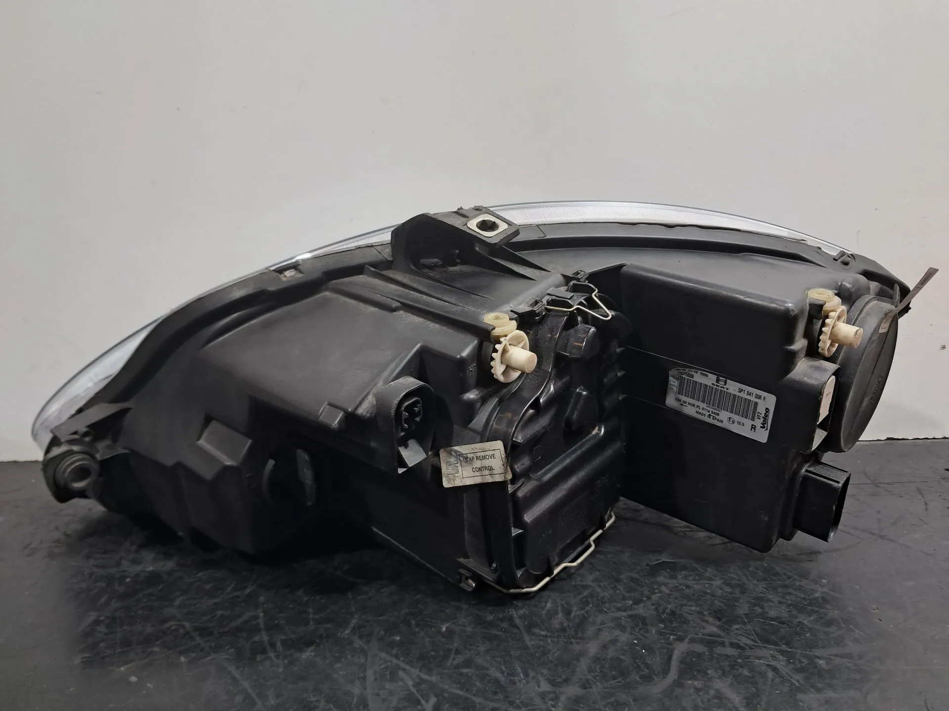 Ótica / farol direita SEAT Leon (1P1) Imagem-3