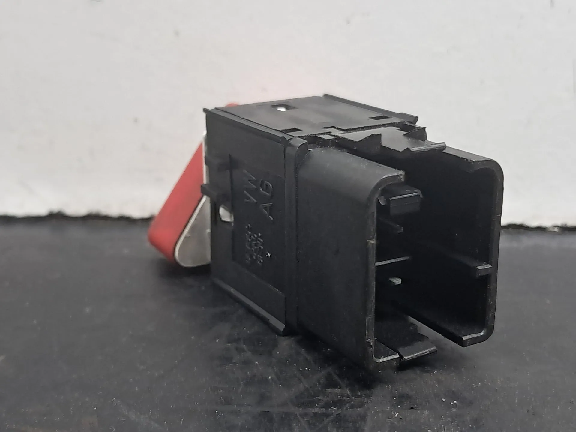 Botão / interruptor 4 piscas VOLKSWAGEN Golf Plus (5M1, 521) Imagem-2