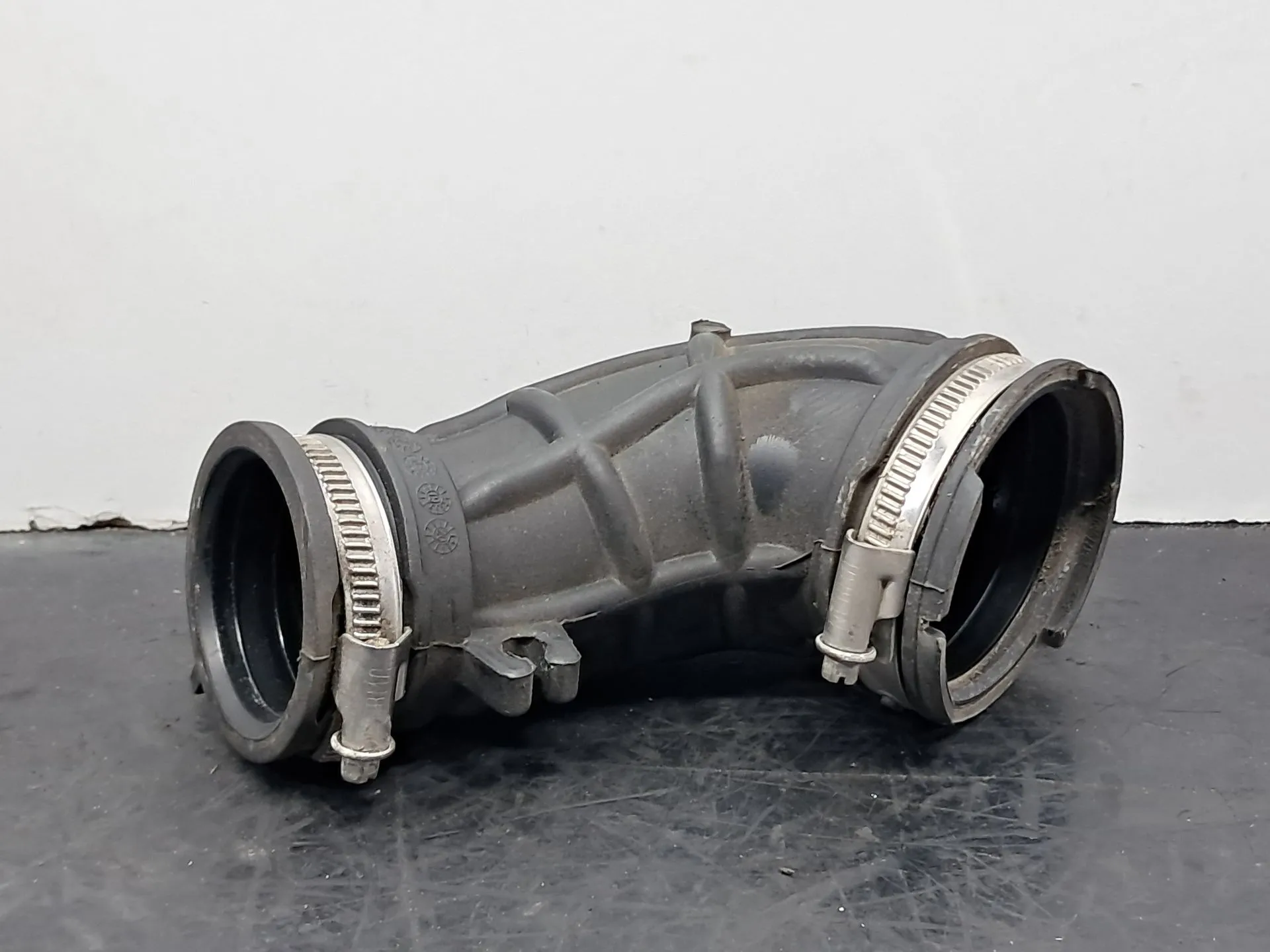 Tubo de admissão FORD Transit