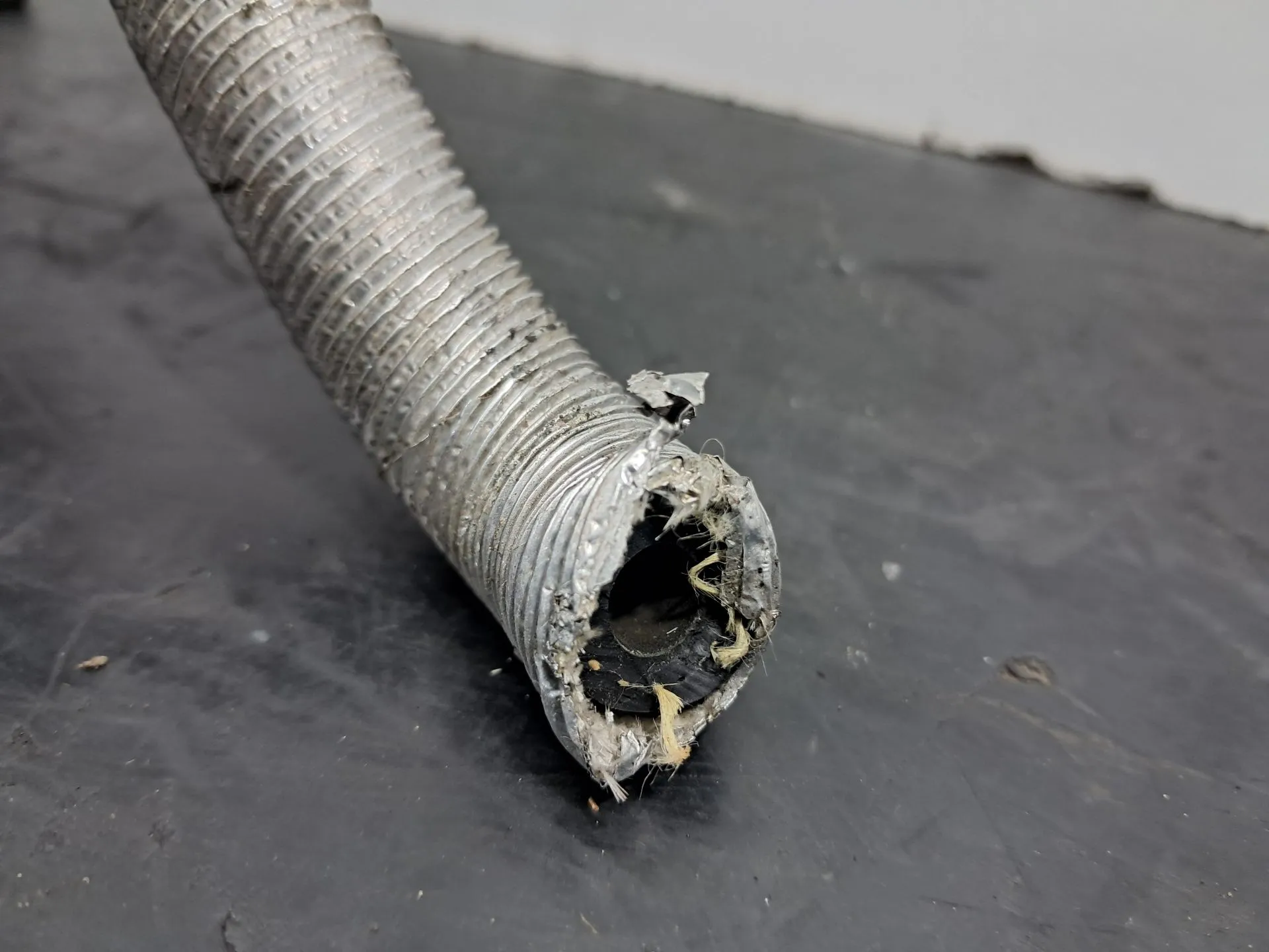 Tubo da água FORD Transit Imagem-2