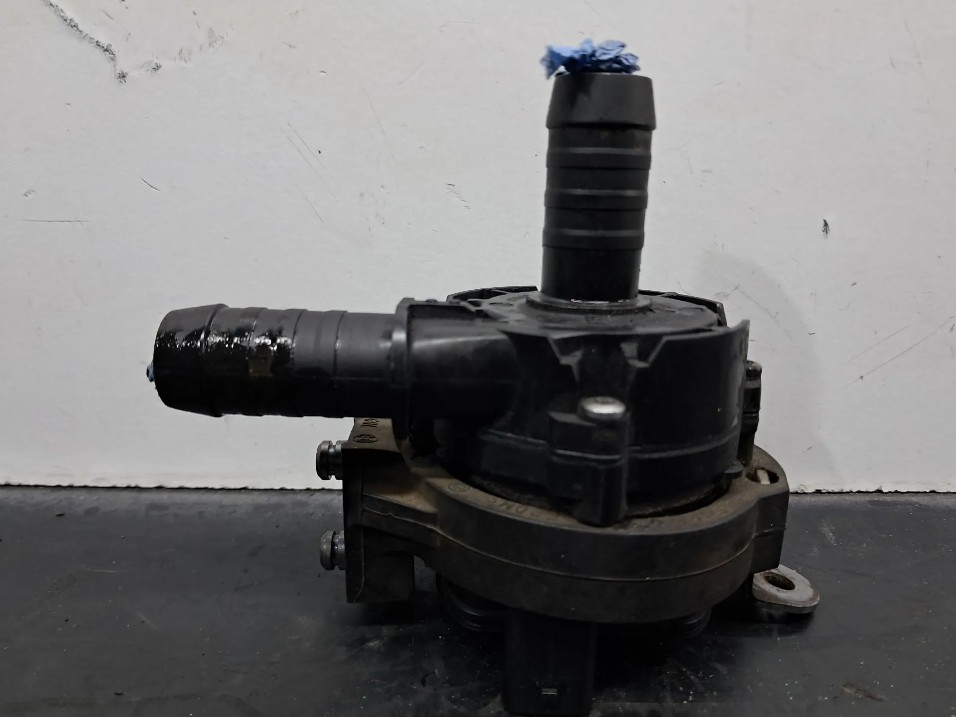 Bomba de agua adicional FORD Transit Imagem-1