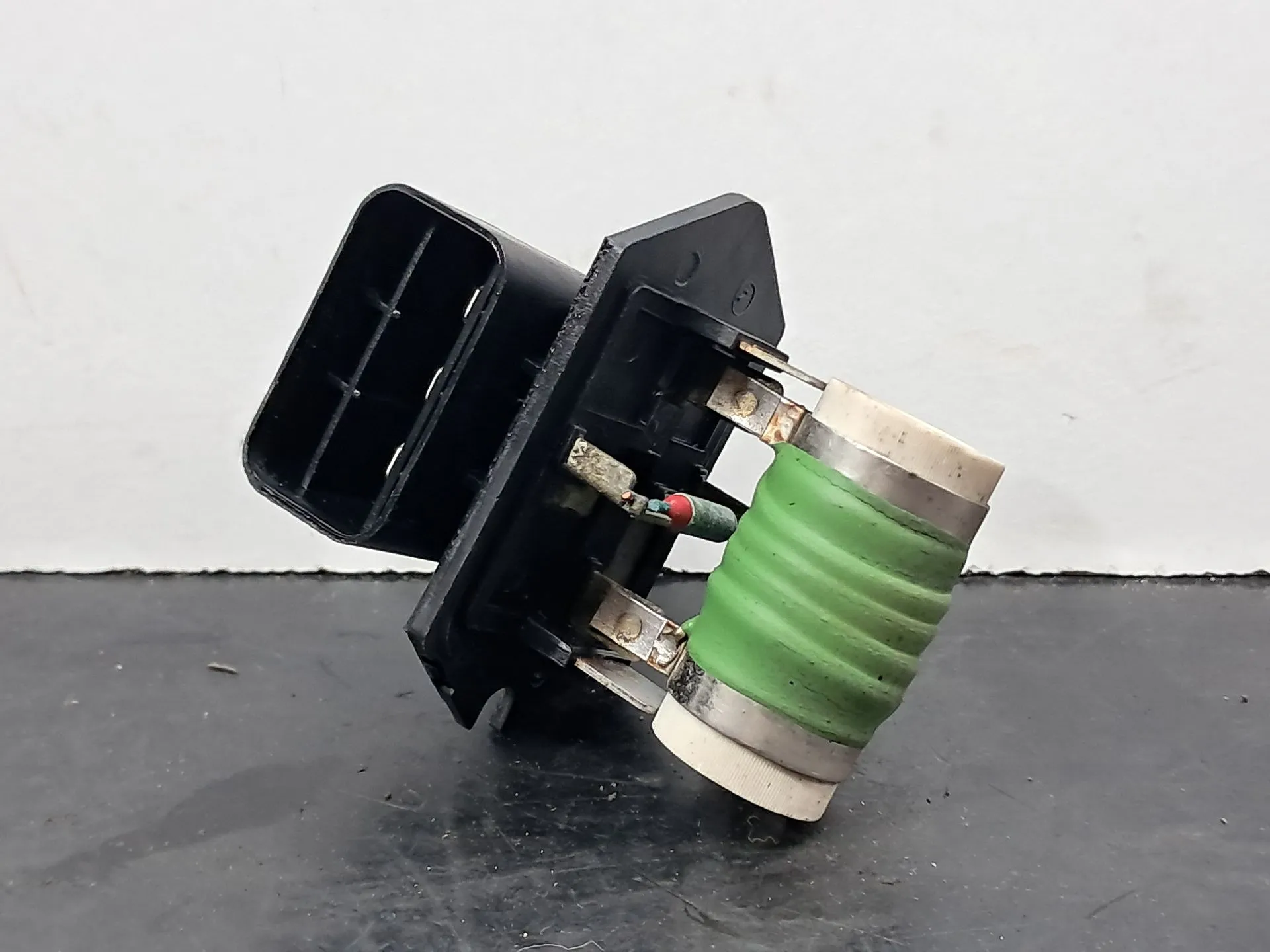 Résistance de ventilateur KIA Ceed (JD)