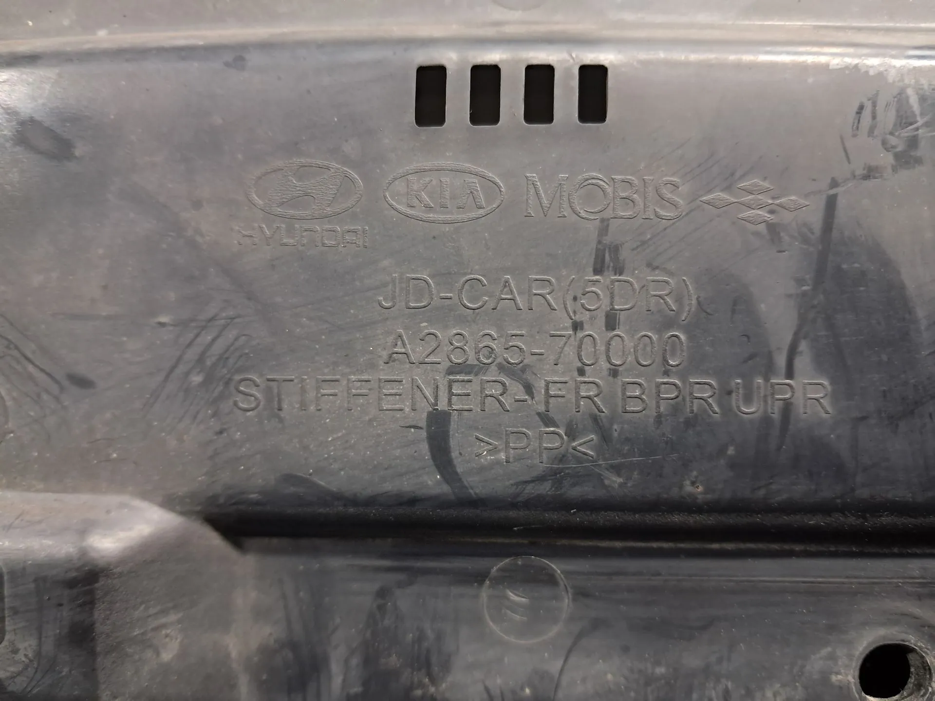 Tampa / cobertura genérica KIA Ceed (JD) Imagem-10