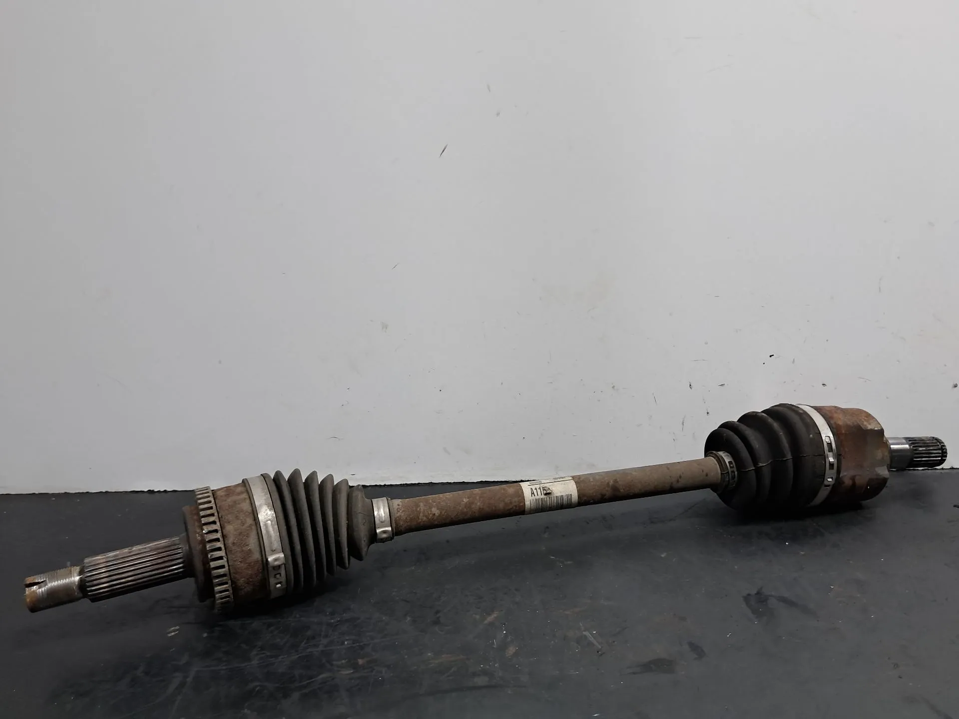 Transmissão frente esquerda KIA Ceed (JD)