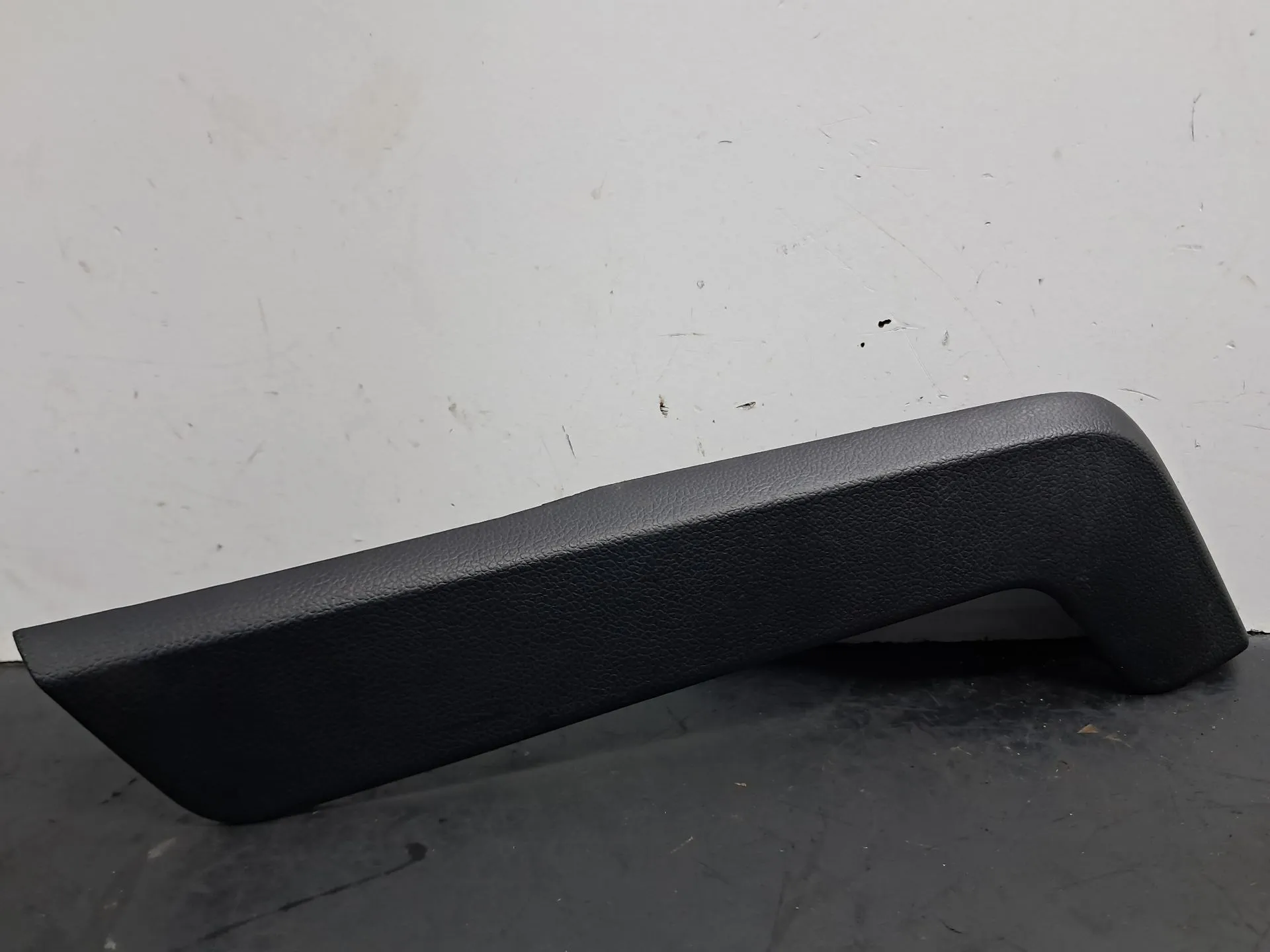 Moldura interior KIA Ceed (JD)