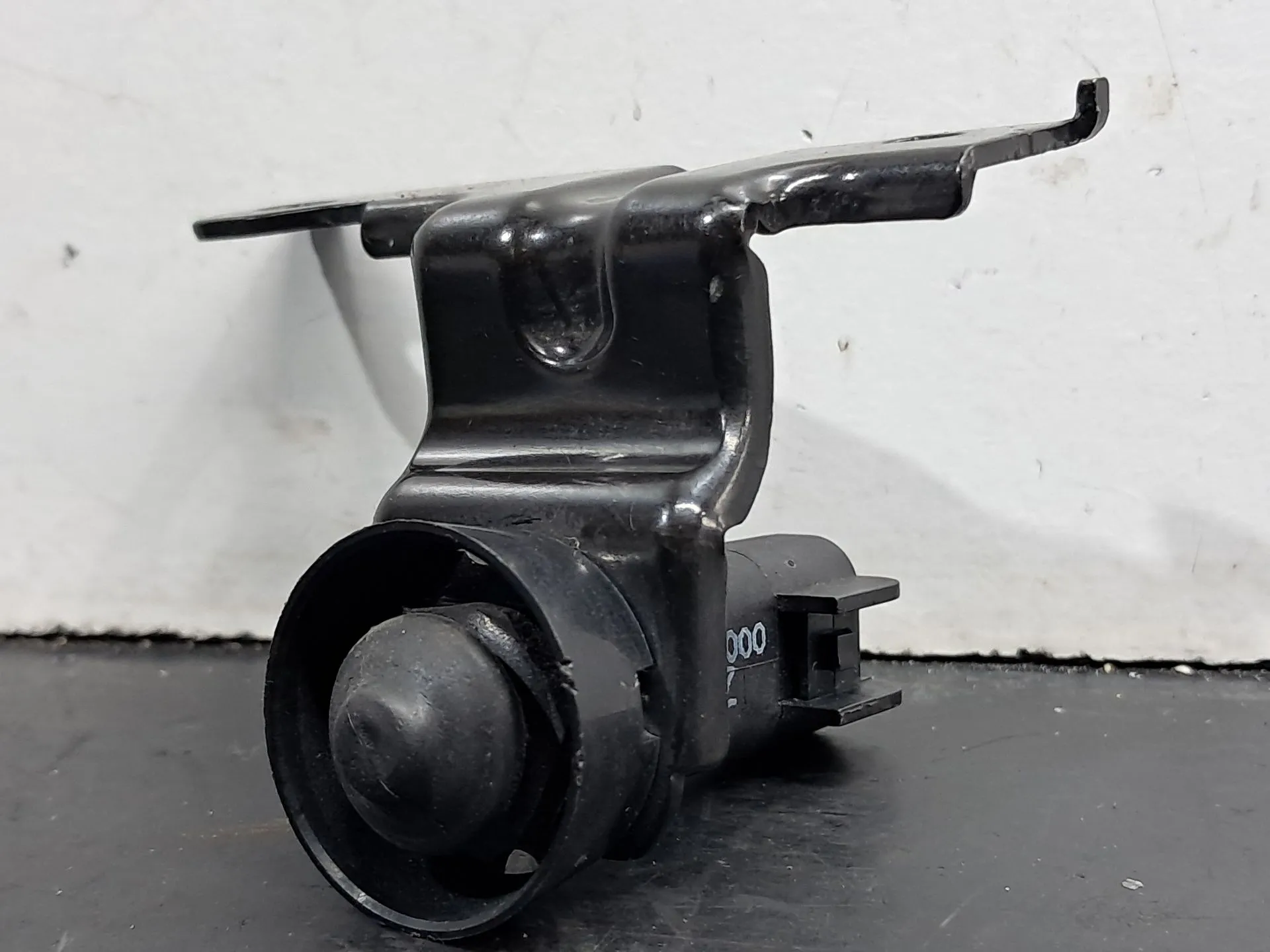 Botón / interruptor electromecánico KIA Ceed (JD)