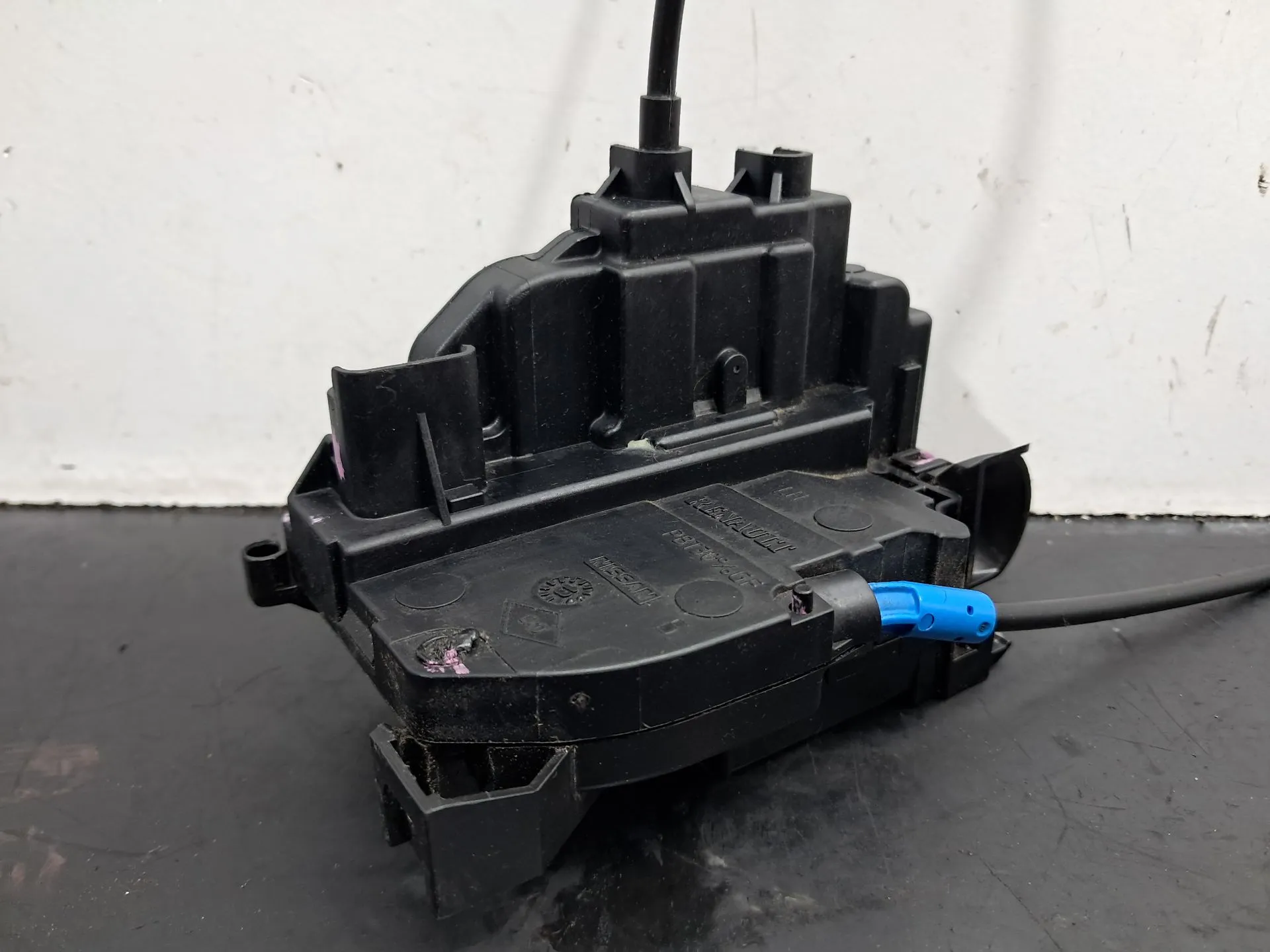 Serrure Avant Gauche RENAULT Megane III 