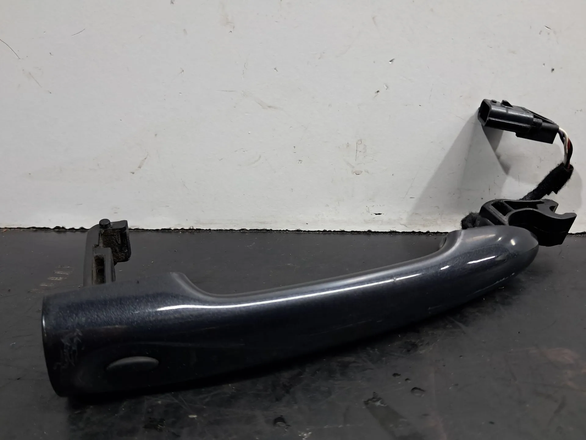 Poignée de porte avant gauche RENAULT Megane III 