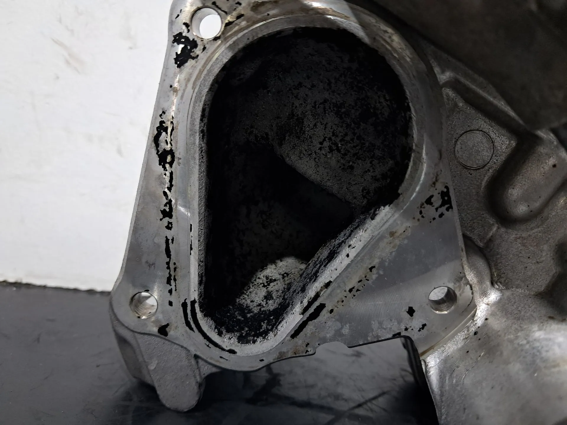 Válvula EGR RENAULT Megane III (BZ0_) Imagem-3