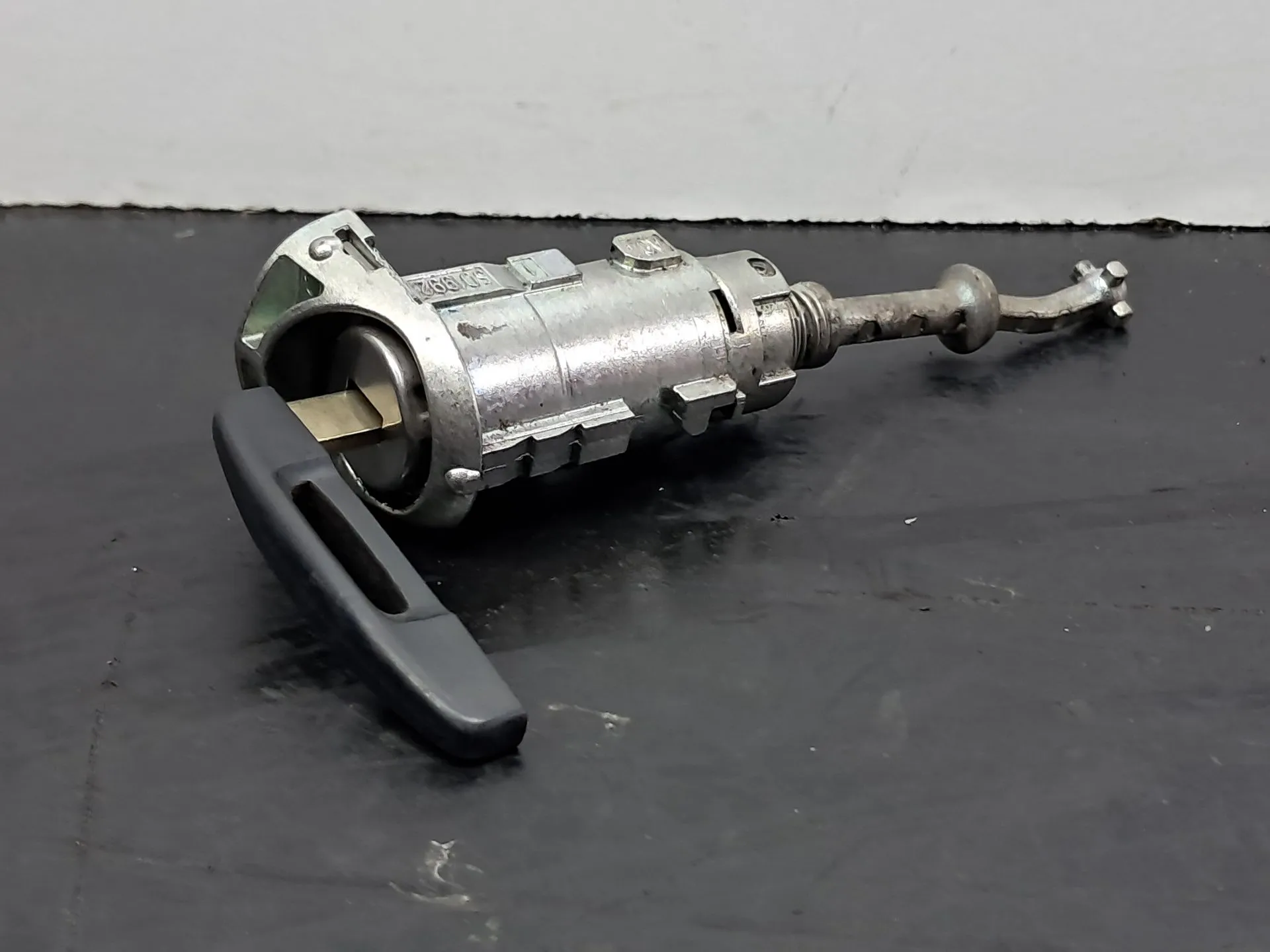 Canhão de porta RENAULT Megane III (BZ0_) Imagem-1