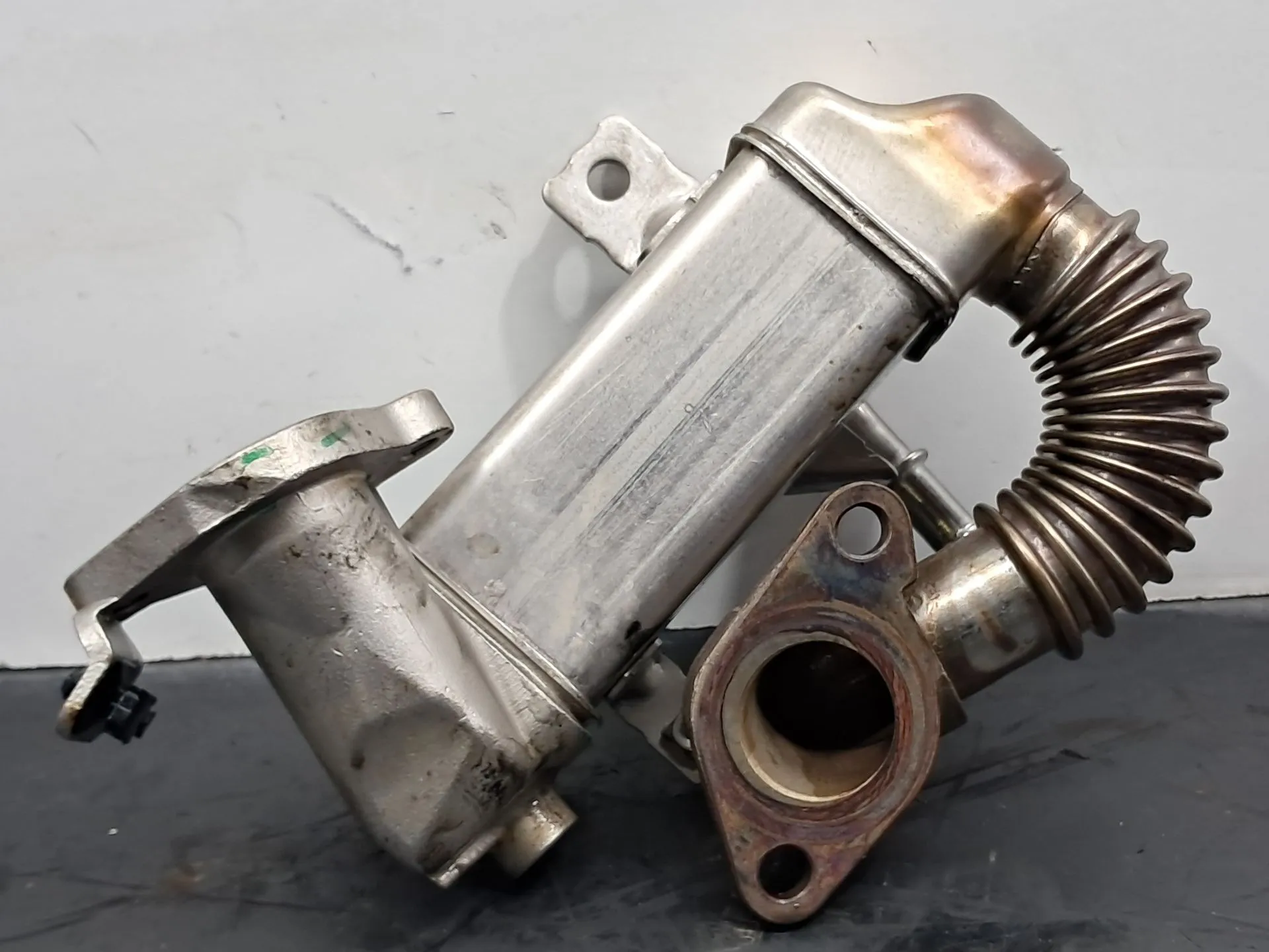 Radiador de gases / EGR RENAULT Trafic III (FG_) Imagem-4