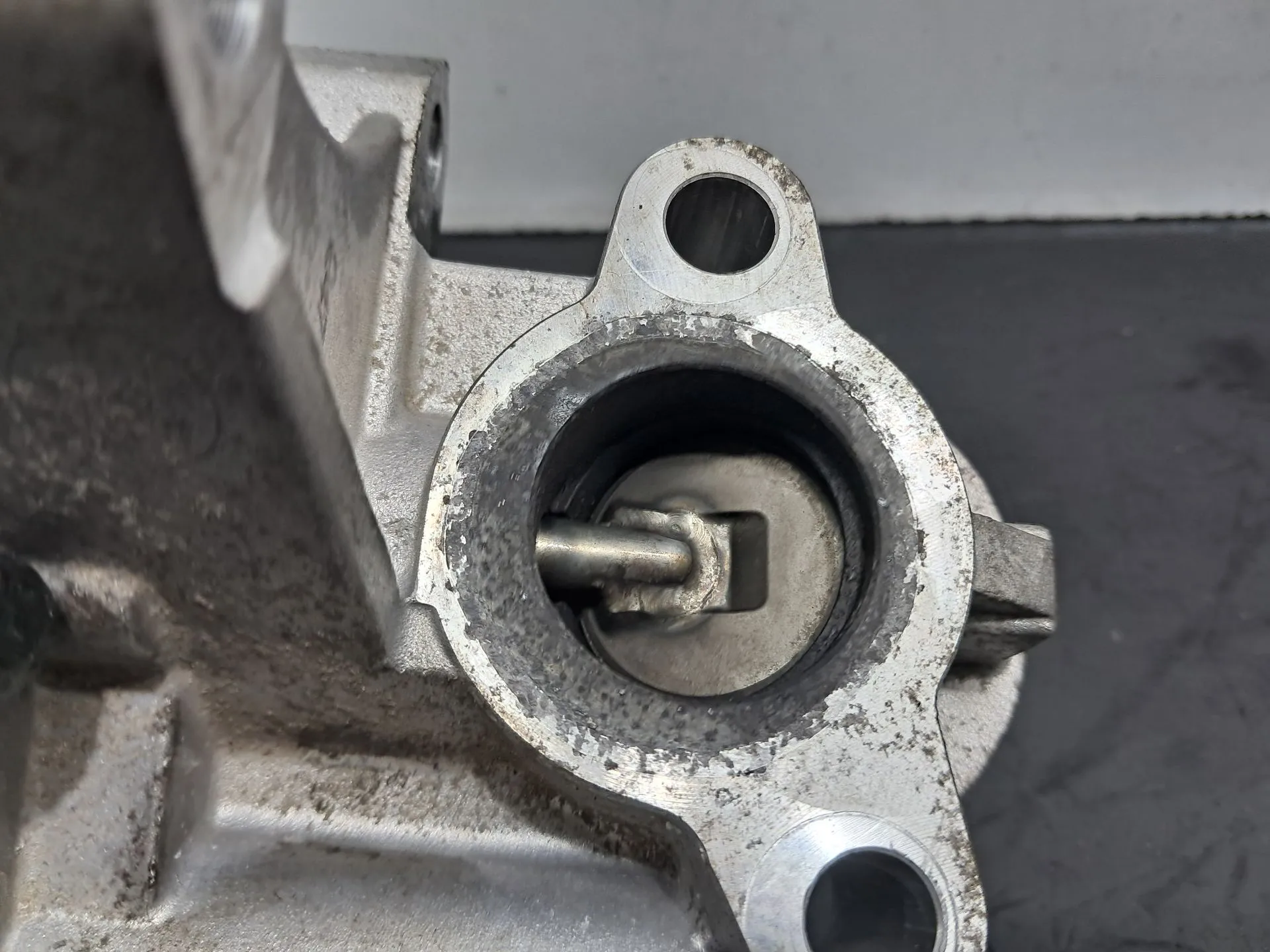 Válvula EGR RENAULT Trafic III (FG_) Imagem-6