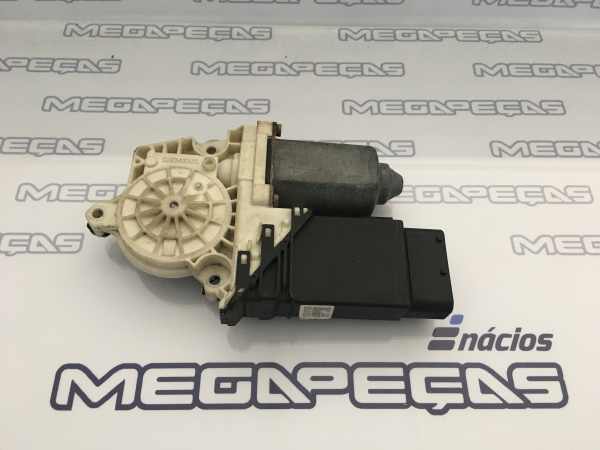 Moteur lève-vitre avant Droite VOLKSWAGEN Golf IV (1J1)