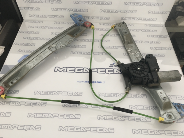 Alzavetro anteriore destro OPEL Corsa D