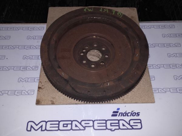 Volante do motor VOLKSWAGEN Golf IV (1J1)