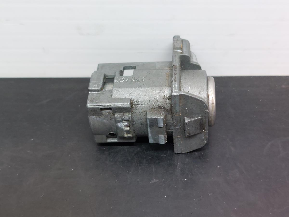 Canhão de porta OPEL Corsa D Imagem-2