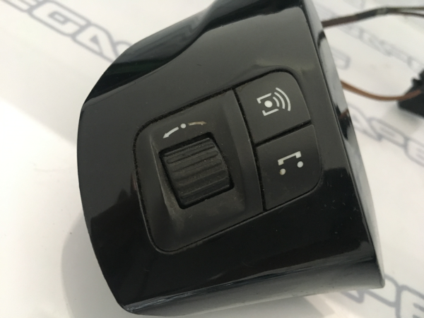 Steering wheel controls OPEL Corsa D Imagem-1