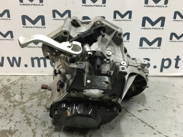 Caixa de velocidades manual VOLKSWAGEN Polo (6R, 6C) Imagem-2