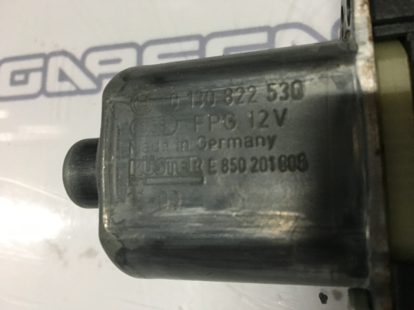 Moteur lève-vitre arrière Droite VOLKSWAGEN Polo (6R, 6C) Imagem-1