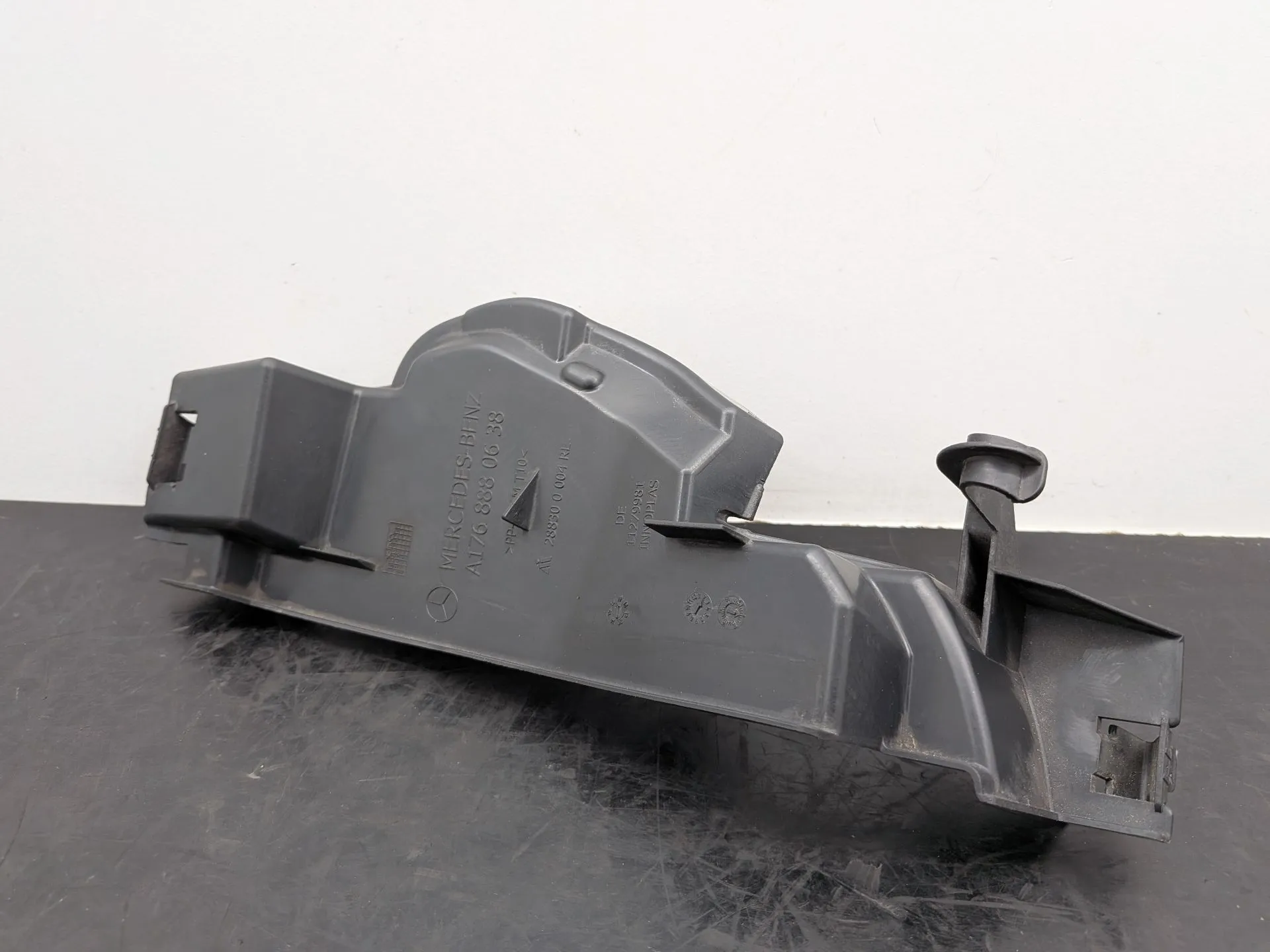Phare avant gauche H15/H7 Mercedes Classe A W176 2012-2018