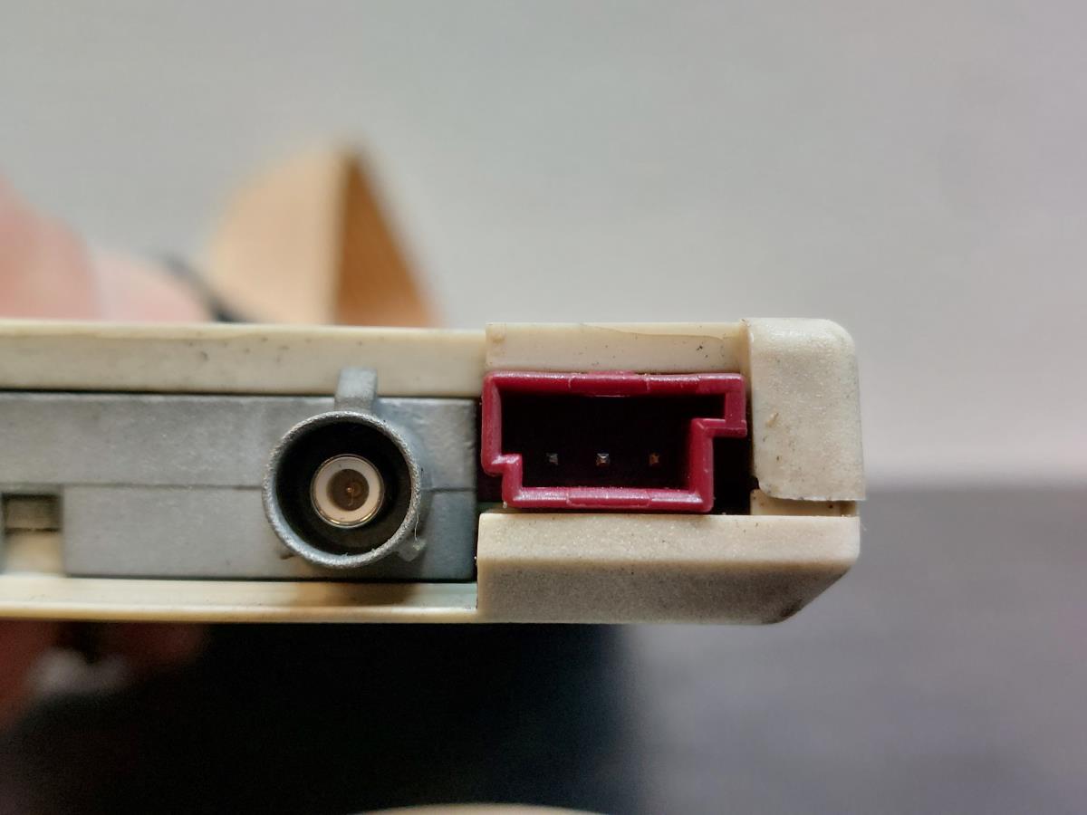 Antenne BMW 7 (E65, E66, E67) Imagem-3