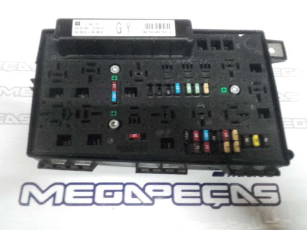 Caixa fusíveis da bateria OPEL Astra H Hatchback (L48)