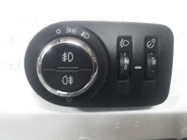 Bouton / interrupteur d'éclairage OPEL Corsa D
