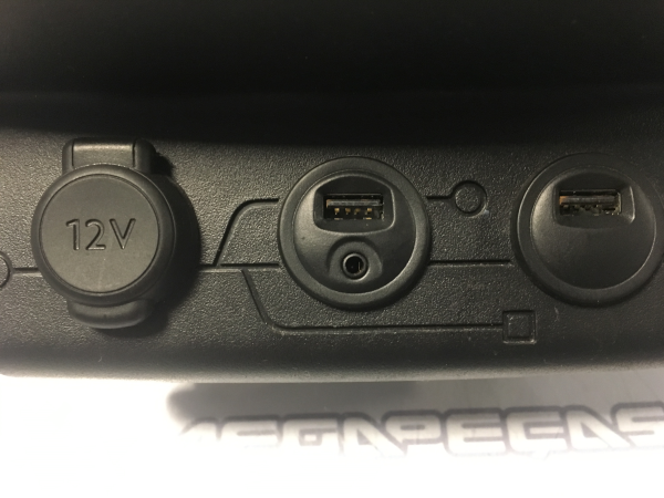 Módulo USB / AUX / IPOD PEUGEOT 208 Imagem-1