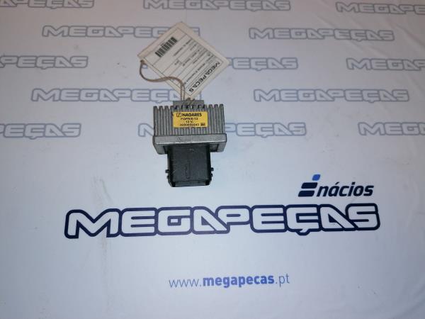 Glow plug Relay RENAULT Megane III (BZ0_)
