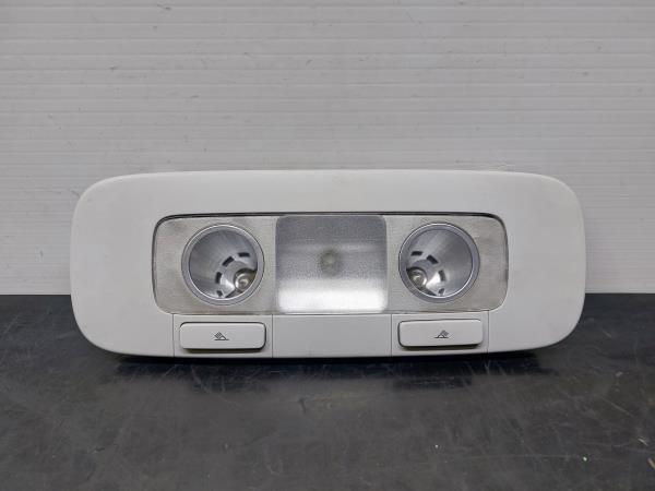 Rear seat light VOLKSWAGEN Golf VI (5K1)