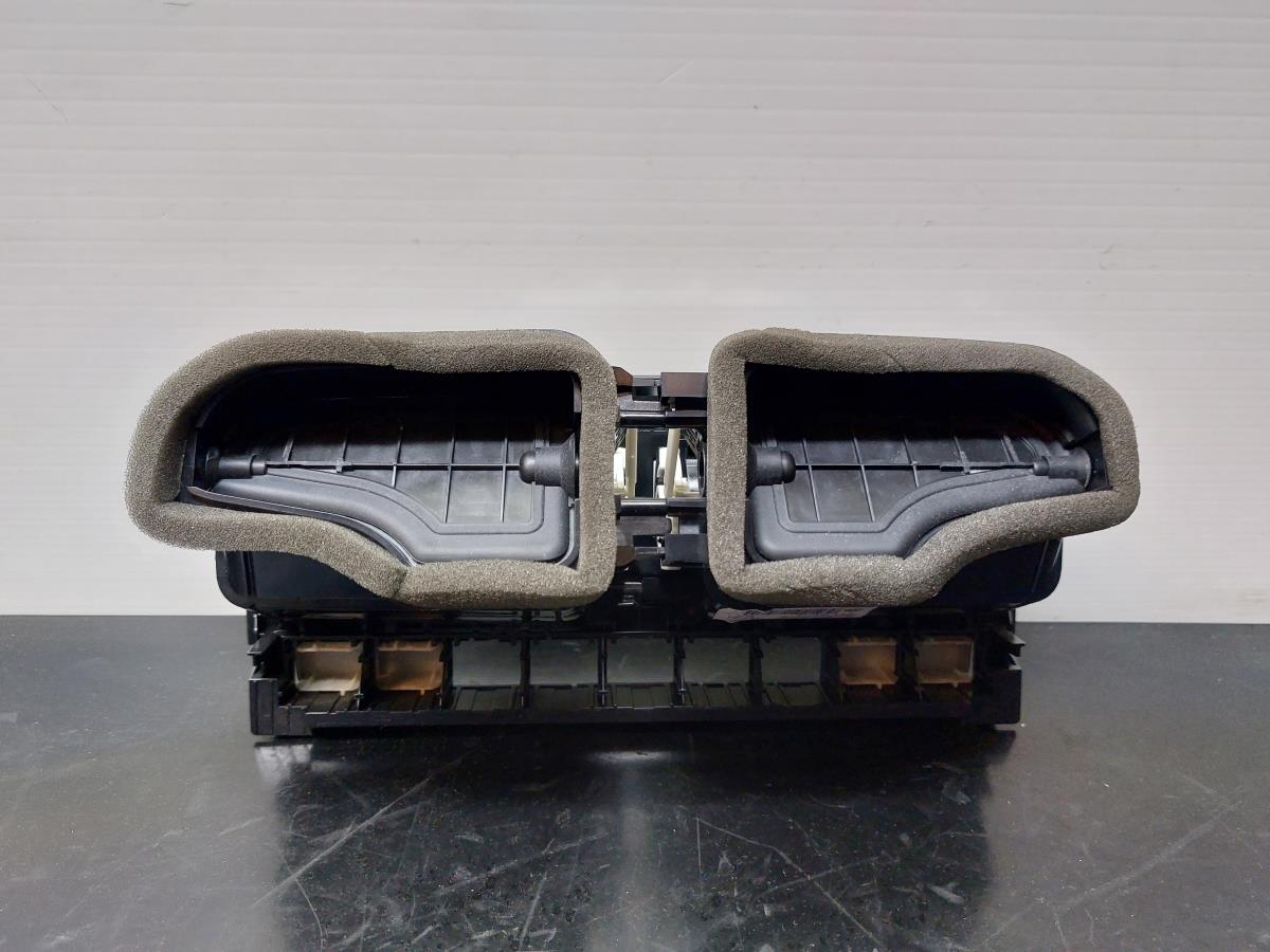 Diffuser / air vent VOLKSWAGEN Polo (6R, 6C) Imagem-6