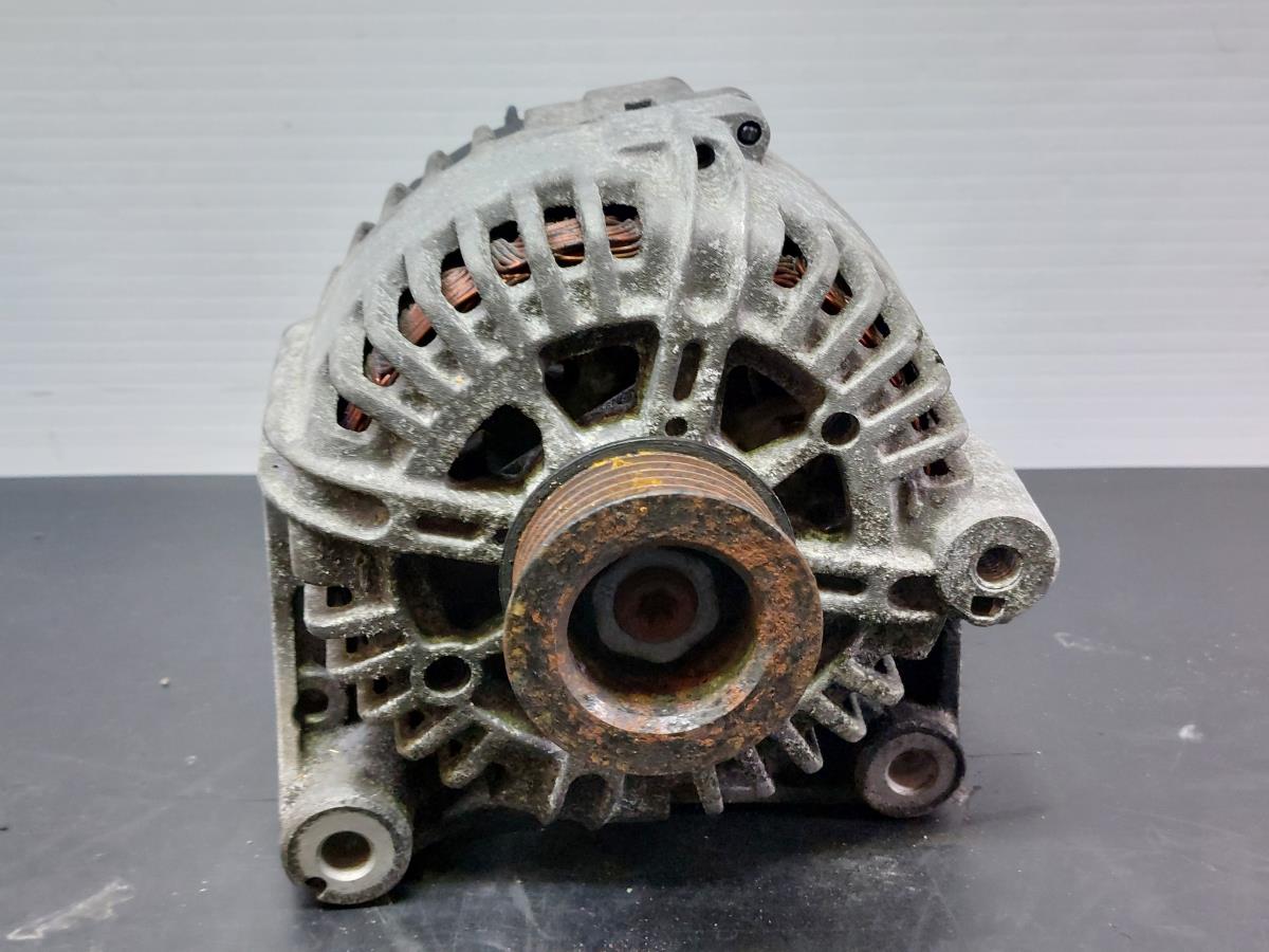 Alternador BMW X3 (E83) Imagem-1