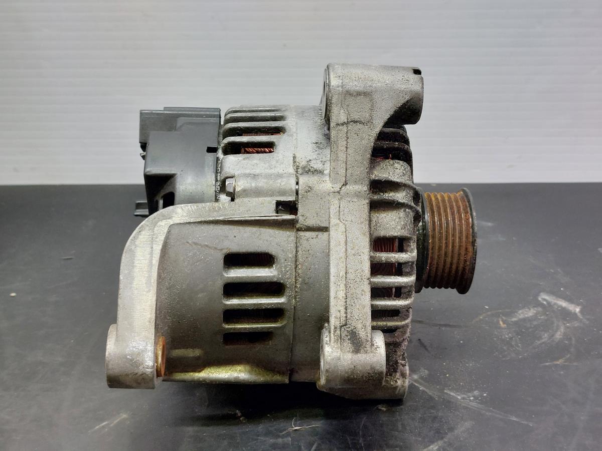 Alternador BMW X3 (E83) Imagem-8