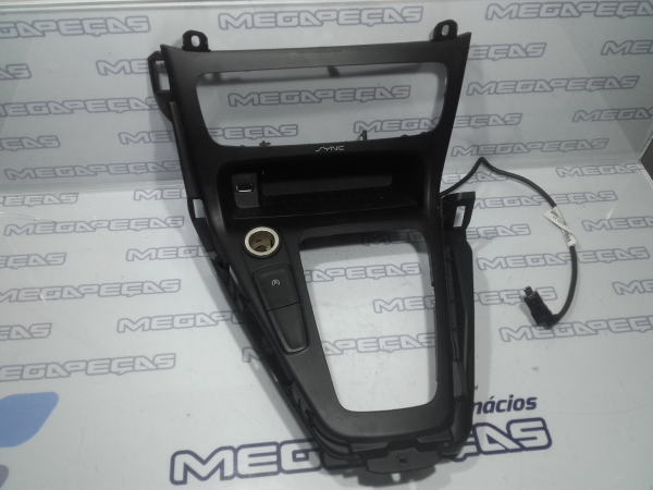 Consola central FORD Focus III