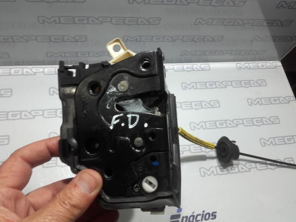 Serrure Avant Droite AUDI Q5 (8R) Imagem-1