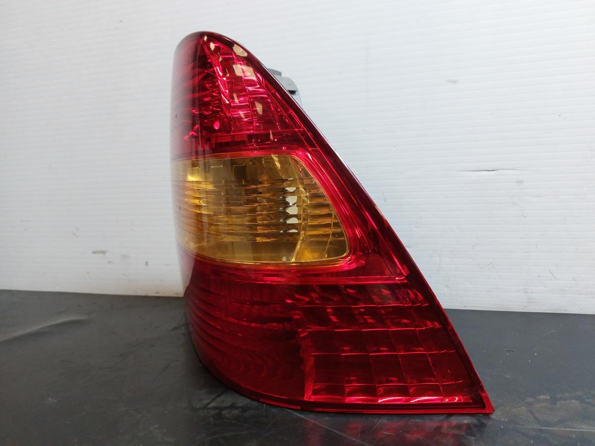 Right Tail light TOYOTA Corolla Hatchback (_E12_) Imagem-2
