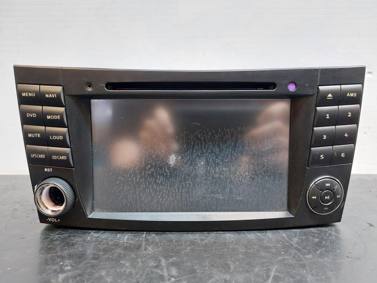 Rádio / auto-rádio MERCEDES-BENZ Classe E (W211)