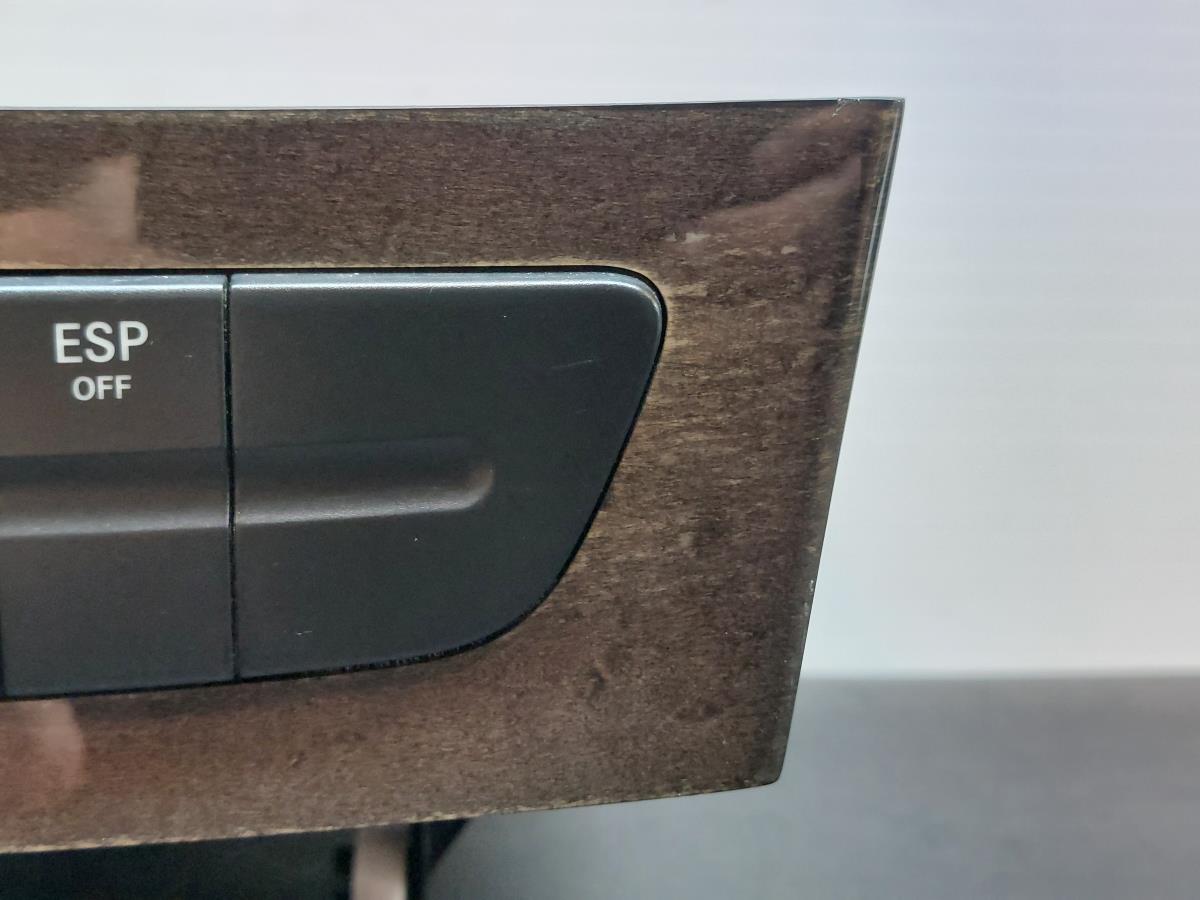 CD reader / box MERCEDES-BENZ Classe E (W211) Imagem-4