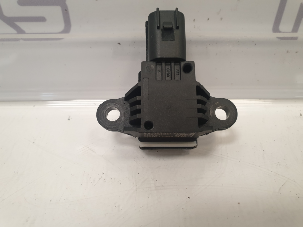 Right front airbag sensor FORD Fiesta VI (CB1, CCN) Imagem-1