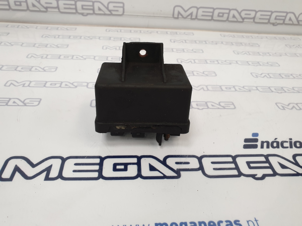 Botón / interruptor electromecánico FIAT Doblo Combi (119_, 223_) Imagem-2