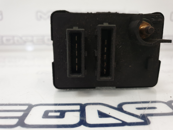 Botón / interruptor electromecánico FIAT Doblo Combi (119_, 223_) Imagem-1