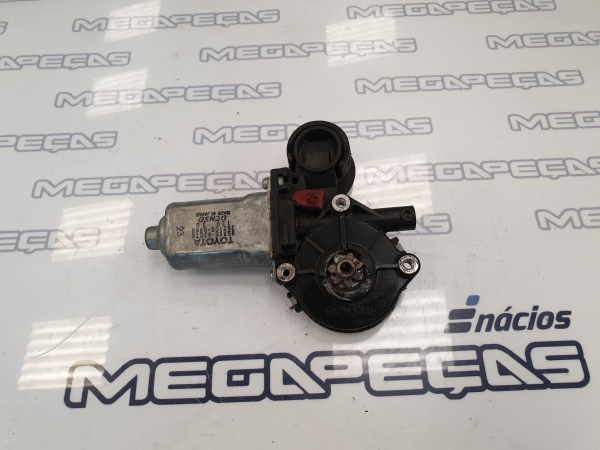 Motore alzacristallo posteriore sinistro TOYOTA Avensis Sedan (_T22_)